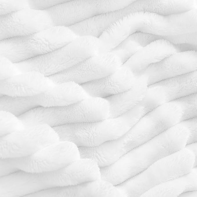 BEDELITE Fleece Throw Blanket for Couch – 3D Ribbed Jacquard Soft and Warm Decorative Fuzzy Blanket – Cozy, Fluffy, Plush Lightweight White Throw Blankets for Bed, Sofa, 50x60 inches