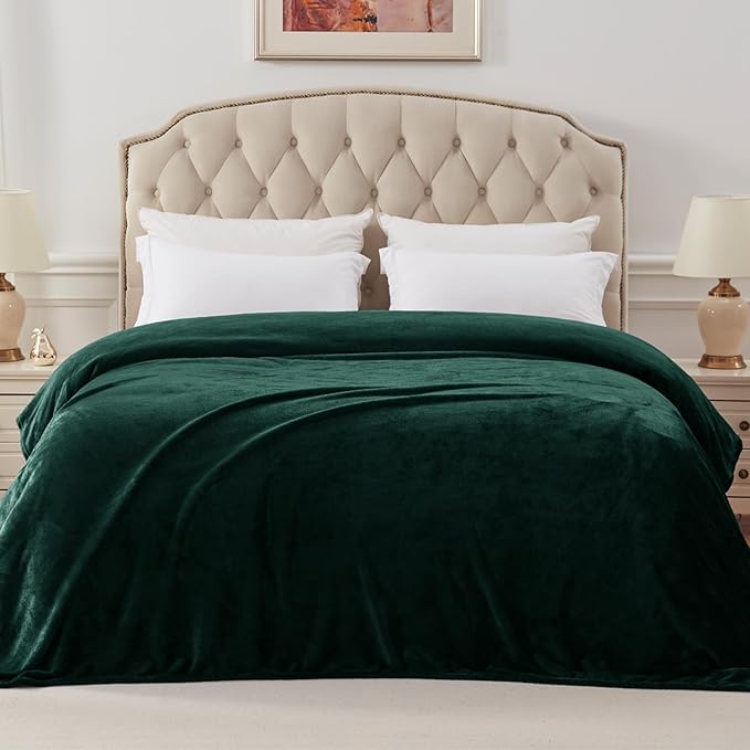 Exclusivo Mezcla Fleece Blanket King Size for Bed, Super Soft and Warm, All Season, Cozy, Plush, Lightweight, 90x104 Inches, Forest Green