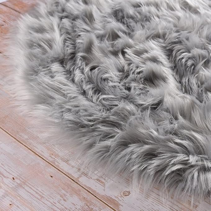 ORINOVA Round Rugs 6ft Silver Grey Fuzzy Faux Sheepskin Washable Furry Fur Area Rugs for Bedroom Large Boho Circle Nursery Rug