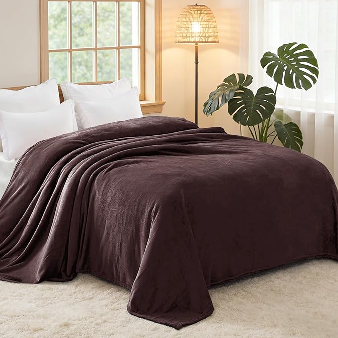 Exclusivo Mezcla Fleece Blanket Twin Size for Bed, Super Soft and Warm, All Season, Cozy, Plush, Lightweight, 60x80 Inches Coffee