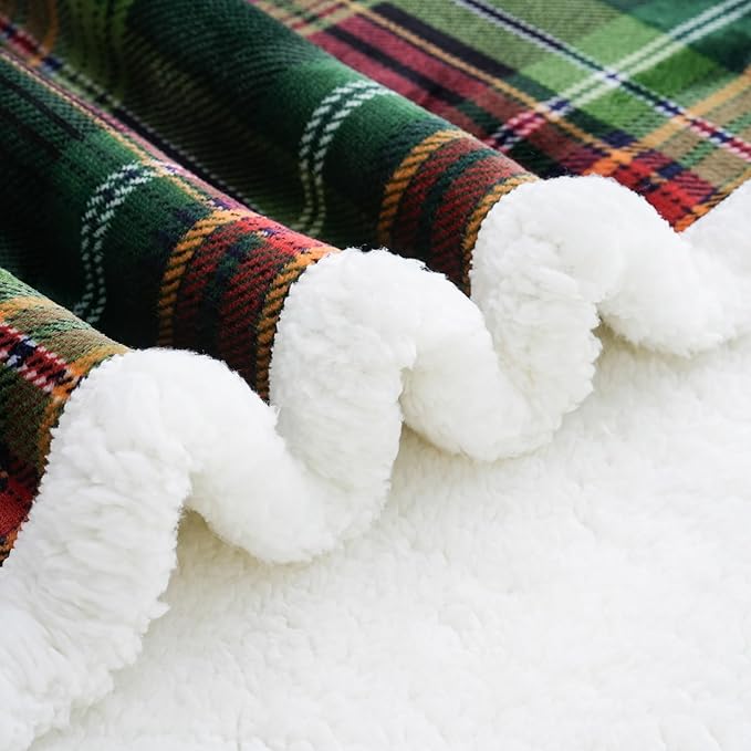 PU MEI Sherpa Fleece Throw Blanket 80" x 90" Reversible Plush Fluffy Large Big Blanket Lattice Flannel Blankets for All Season Use, Chrismas Green
