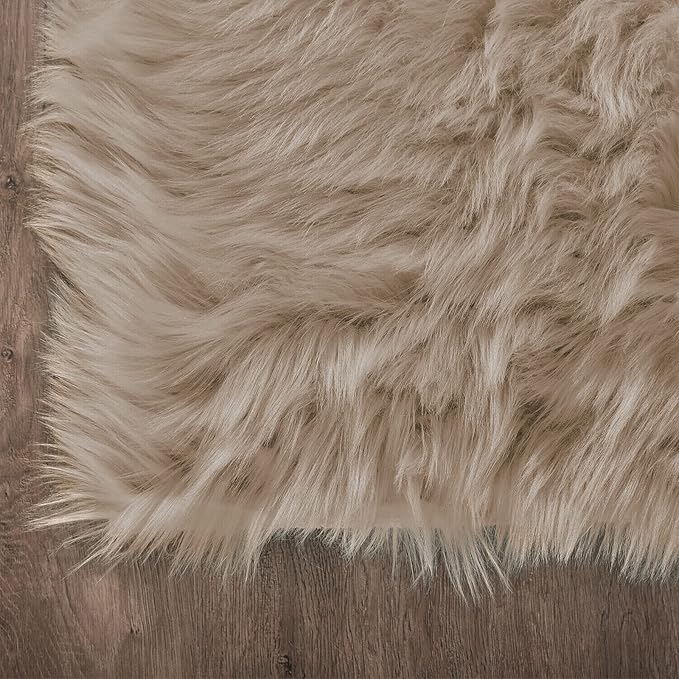 Latepis 8ft Round Light Brown Beige Rugs for Bedroom Fluffy Shag Large Circle Throw Rugs for Living Room Washable Faux Sheepskin Fur Plush Rug Home Decor