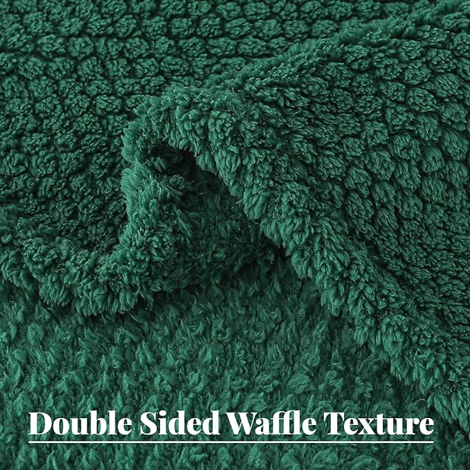 Whale Flotilla King Size Fuzzy Fleece Blanket for Bed, 90x104 Inch Fluffy Warm Soft Jacquard Blankets for All Season, Lightweight and Cozy, Deep Green