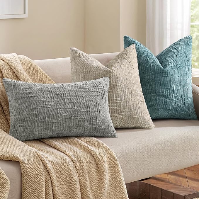 decorUhome Light Brown Chenille Throw Pillow Covers 16x16 Set of 2 Textured Soft Cozy Slubby Couch Pillow Covers Modern Farmhouse Boho Decorative Pillow Cases for Bed Sofa Living Room