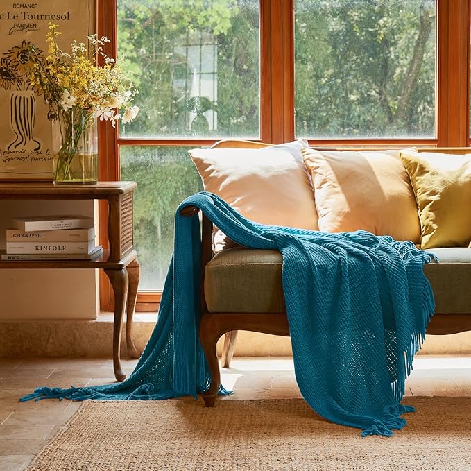 lifein Chenille Throw Blanket 50x60 - Soft Boho Knitted Blanket for Couch Cozy Farmhouse Decor Bed Throw, Lightweight All Season Teal Blanket, Decorative for Living Room Bedroom Spring Decor