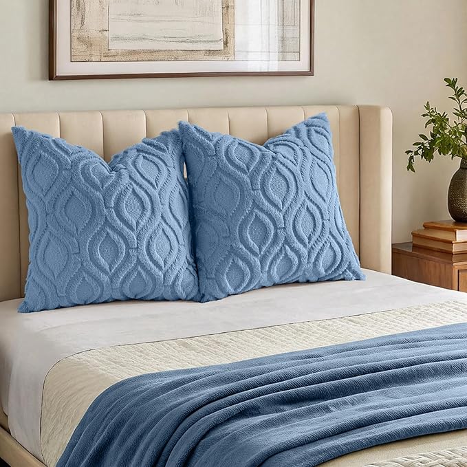 decorUhome Throw Pillow Covers 18x18 Inch Set of 2, Soft Plush Faux Wool Blue Solid Couch Pillow Covers, Accent Farmhouse Neutral Square Pillow Cases for Sofa Bed Living Room