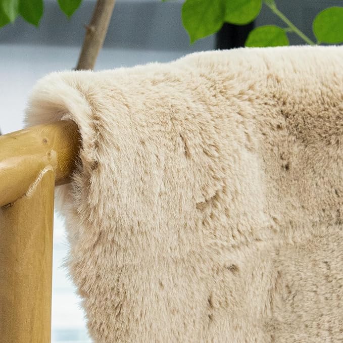 ORINOVA Camel Plush Shag Faux Rabbit Washable Fuzzy Fur Rugs for Living Room Bedroom Kids Circle Small Nursery Area Rug Round Rug 3ft