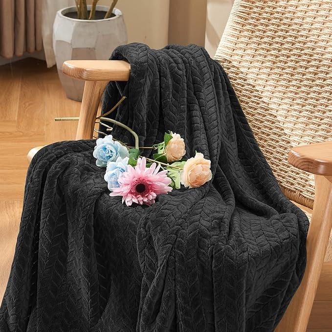 inhand Black Fleece Twin Blanket, Super Soft Flannel Cozy Blankets for Adults, Lightweight Leaves Pattern Fuzzy Blanket for Couch Sofa Bed Office, Warm Plush Blankets for All Season, 60x90 Inches