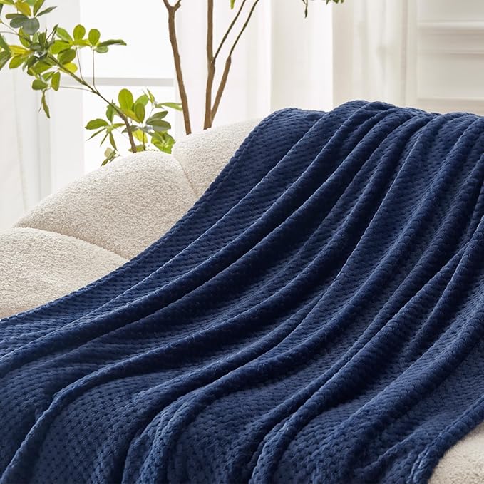 Exclusivo Mezcla Fleece Bed Blanket Twin Size, Super Soft and Warm Blankets for Couch, Sofa and Bed Waffle Textured, Cozy, Fuzzy and Lightweight (Navy Blue, 90x66 Inches)