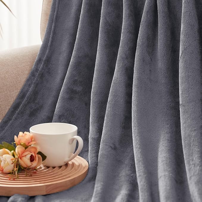 Exclusivo Mezcla Fleece Blanket Twin Size for Bed, Super Soft and Warm, All Season, Cozy, Plush, Lightweight, 60x80 Inches Dark Grey