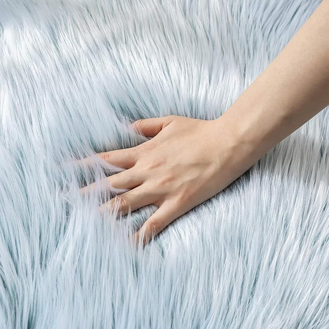 Ashler faux fur rug, Fluffy Shaggy Area Rug Ultra Soft 4 x 6 Feet Rectangle Fur Rug Frosted Bottom Spring Green Fuzzy Rug Machine Washable Shag Rug, Nursery Decor Throw Rugs for Bedroom, Living Room