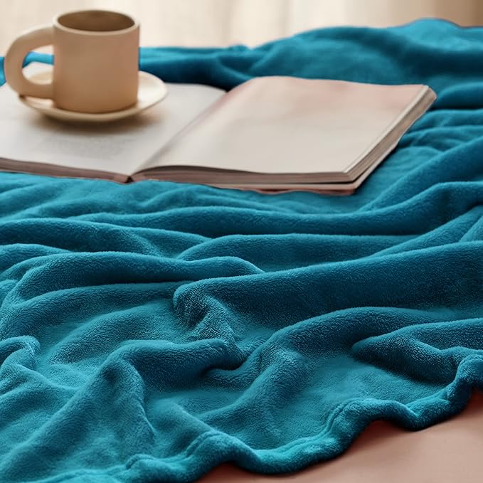 Bedsure GentleSoft Fleece Blankets Queen Size Teal - Bed Blanket Soft Lightweight Plush Fuzzy Cozy Luxury Microfiber, 90x90 inches