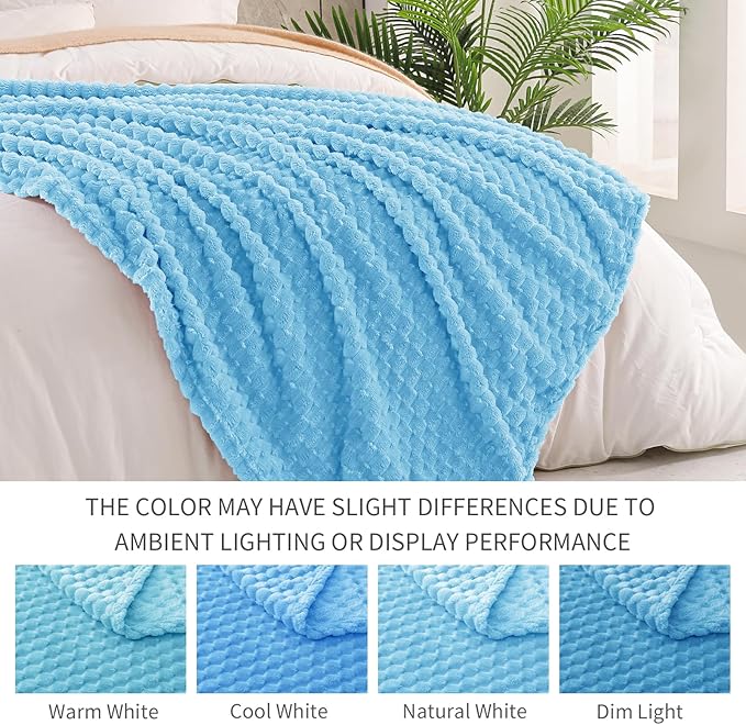 Exclusivo Mezcla Fleece King Blanket for Bed, Extra Large Fuzzy Blue Bed Blankets, Soft Cozy Plush Sofa Throws for All Seasons, 90x104 Inches