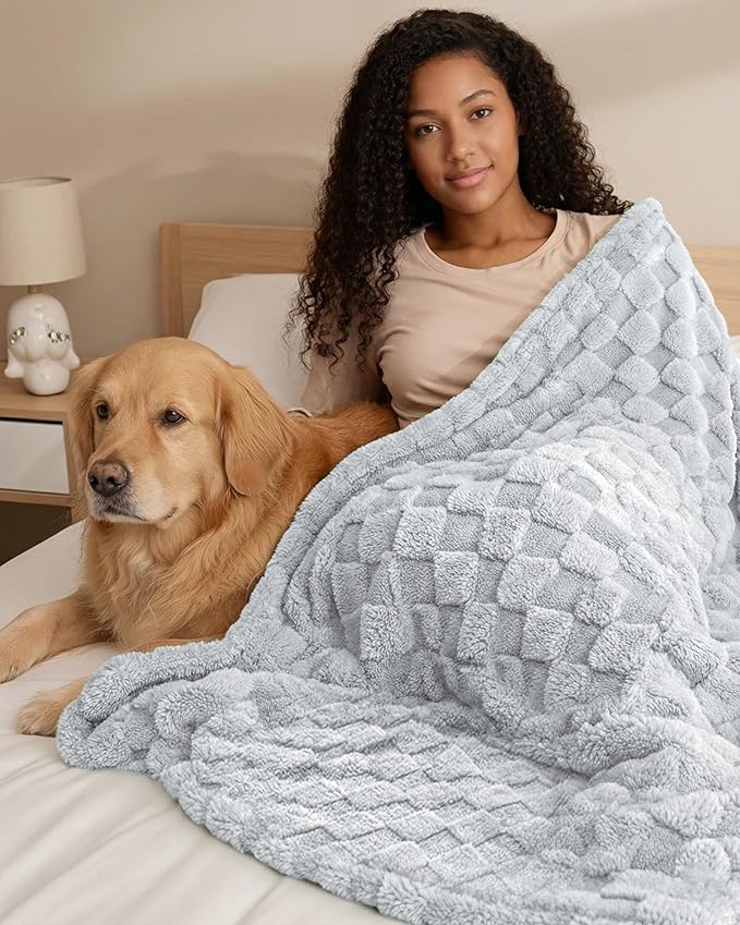 Utopia Bedding Cool Grey Checkered Fleece Twin Blanket for Couch or Bed, Soft Plush Cozy Blanket for Women and Men, Ultra Comfy Travel-Friendly Bed Throws for Relaxation, 60x80 Inches