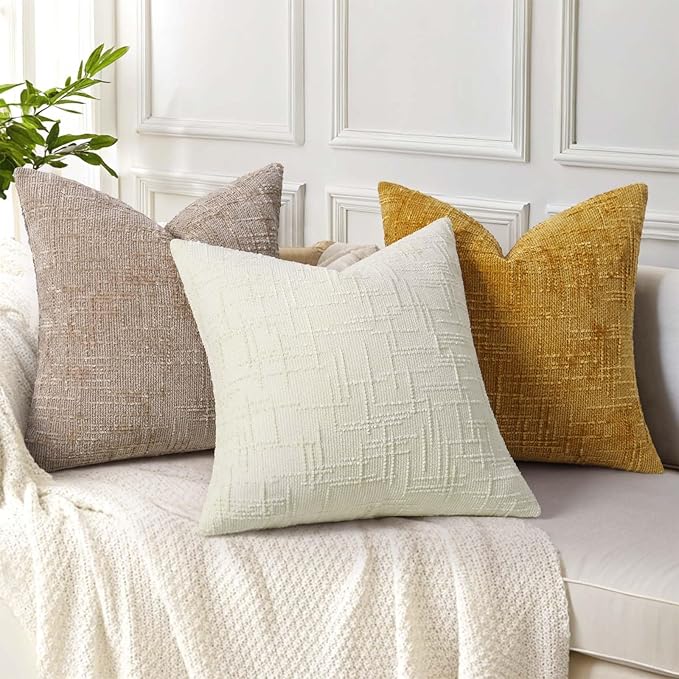 decorUhome Oatmeal Chenille Throw Pillow Covers 18x18 Set of 2 Textured Soft Cozy Slubby Couch Pillow Covers Modern Farmhouse Boho Decorative Pillow Cases for Bed Sofa Living Room