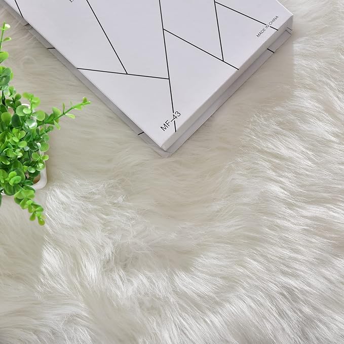 ORINOVA White Faux Sheepskin Shaggy Fur Rug for Living Room Soft Plush Machine Washable Fluffy 4x6 Area Rugs for Bedroom Nursery Rug
