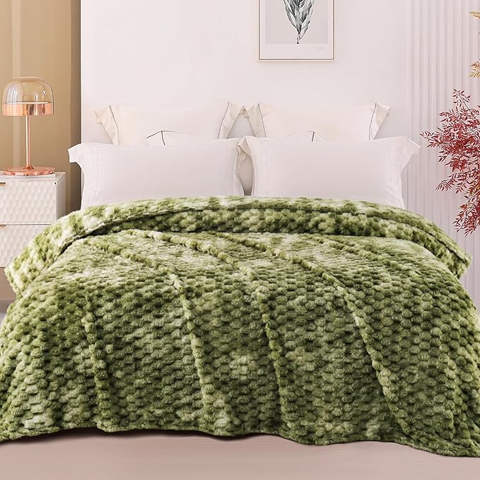 Exclusivo Mezcla Fleece King Blanket for Bed, Extra Large Fuzzy Tie-dye Olive Green Bed Blankets, Soft Cozy Plush Sofa Throws for All Seasons, 90x104 Inches