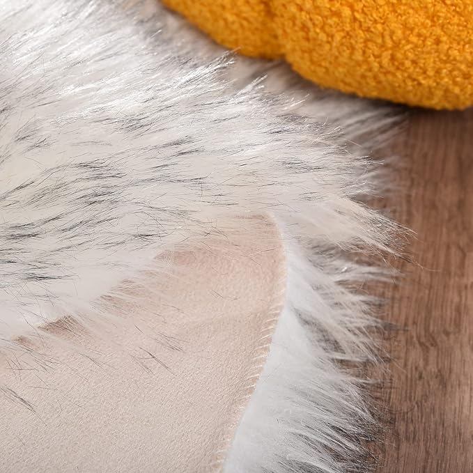 Goolela Round Sheepskin Area Rug 6ft Fluffy Circle Faux Fur Rug for Bedroom Living Room Furry Fuzzy Plush Washable - White with Grey Tips