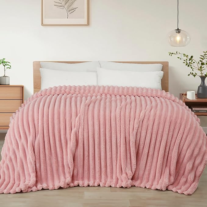 Exclusivo Mezcla Queen Size Flannel Fleece Blanket, Super Soft Striped Jacquard Bed Blanket, Lightweight Fuzzy Cozy for All Seasons, 90x90 Inches, Pink