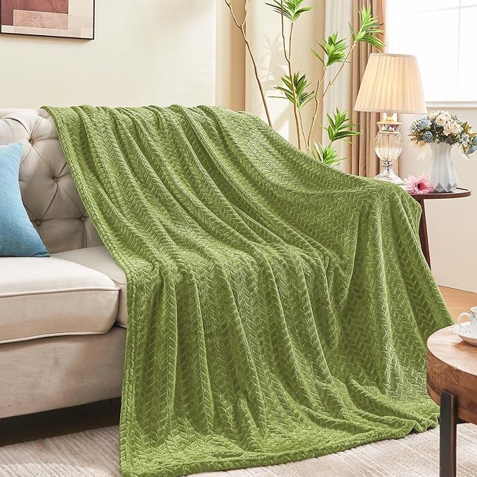 inhand Sage Green Fleece King Blanket for Bed, Super Soft Flannel Cozy Blankets for Adults, Lightweight Leaves Pattern Fuzzy Blanket for Office,Warm Plush Blankets for All Season, 90x108 Inches