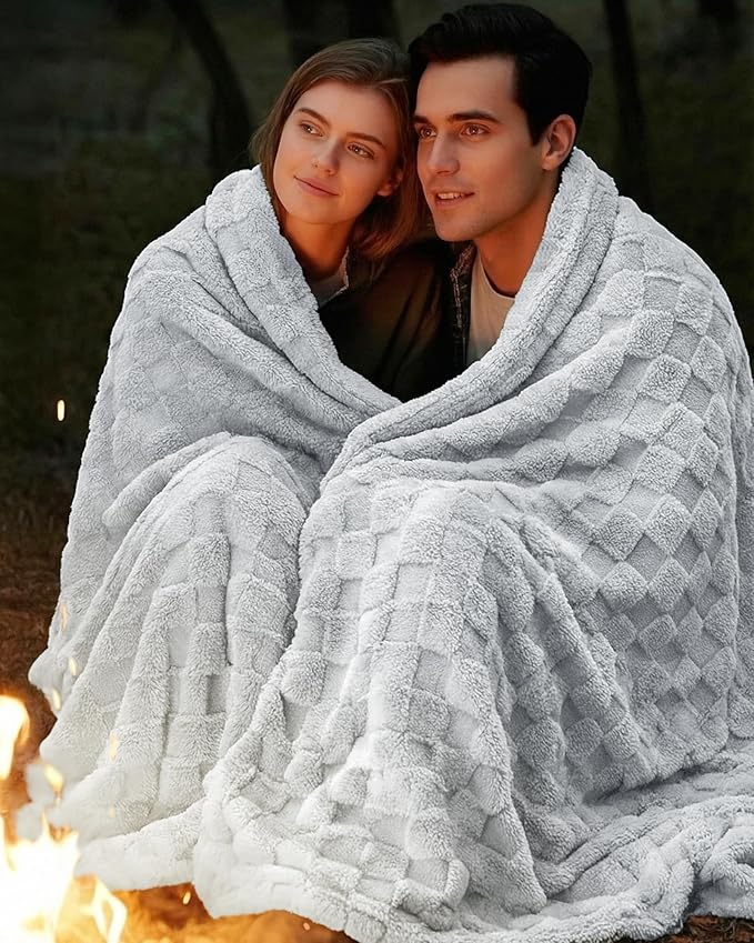 Utopia Bedding Cool Grey Checkered Fleece Twin Blanket for Couch or Bed, Soft Plush Cozy Blanket for Women and Men, Ultra Comfy Travel-Friendly Bed Throws for Relaxation, 60x80 Inches