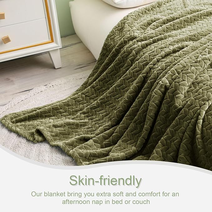 Exclusivo Mezcla Fleece Twin Size Blanket for Bed, 90x66 Inches Soft Cozy Jacquard Flannel Blankets, Lightweight Fuzzy Plush Warm for Women, Olive Green