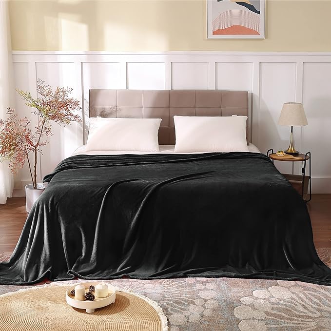 BEDELITE King Size Blanket for Bed, Luxury Plush Cozy Fuzzy Fleece Blanket 108x90 inches, Super Soft Warm Big Lightweight Throw Blanket All Seasons Suitable, Black (Pack of 2)