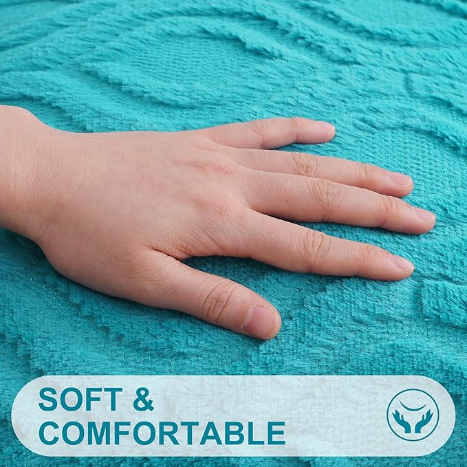 decorUhome Summer Throw Pillow Covers 26x26 Inch Set of 2, Soft Plush Faux Wool Turquoise Solid Couch Pillow Covers, Accent Euro Sham Farmhouse Neutral Square Pillow Cases for Sofa Bed Living Room