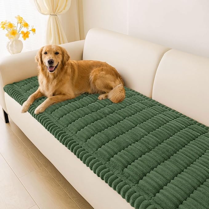 hyha Couch Covers for Dogs Washable, Non Slip Plush Dog Sofa Protectors, Fuzzy Pet Couch Covers for 3 Cushion Sofa Pet Friendly (Dark Green, 27.6" x 47")