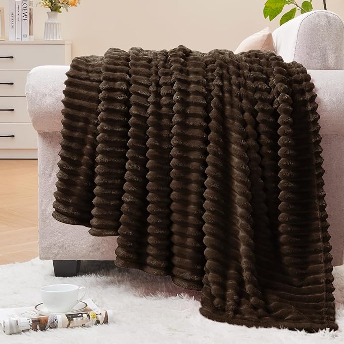 BEDELITE Fleece Blanket Twin Size – 3D Ribbed Jacquard Soft and Warm Decorative Fuzzy Blankets – Cozy, Fluffy, Plush Lightweight Throw Blankets for Couch, Bed, Sofa(Dark Brown, 60x80 inches)