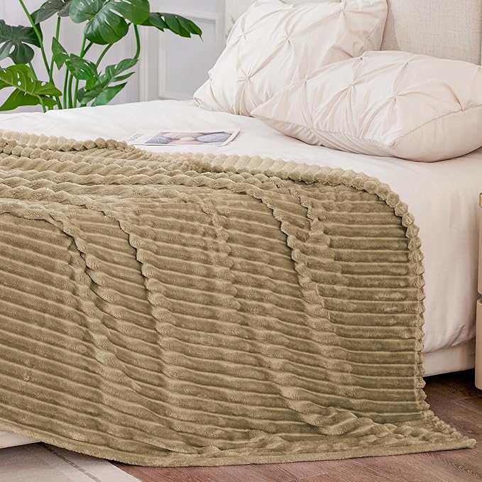 BEDELITE Fleece Blanket Queen Size – 3D Ribbed Jacquard Soft and Warm Decorative Fuzzy Blankets – Cozy, Fluffy, Plush Lightweight Throw Blankets for Couch, Bed, Sofa(Brown, 90x90 inches)
