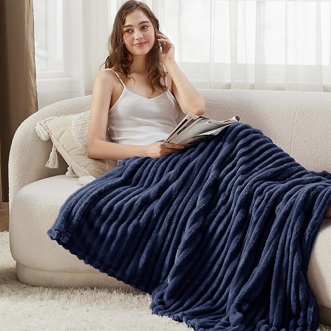 Bedsure GentleSoft Navy Blue Twin Blanket for Bed - Cozy Soft Blankets for Women, Cute Large Throws for Girls, Navy, 66x90 Inches