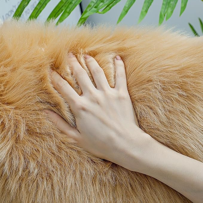 linmopm Faux Fur Rug Sheepskin Shag Fluffy Fuzzy Beige 3x4 ft Rugs for Bedroom Bedside Bed Floor Living Room Plush Rectangle High-Density Cushion Carpet Super Sofa Cover