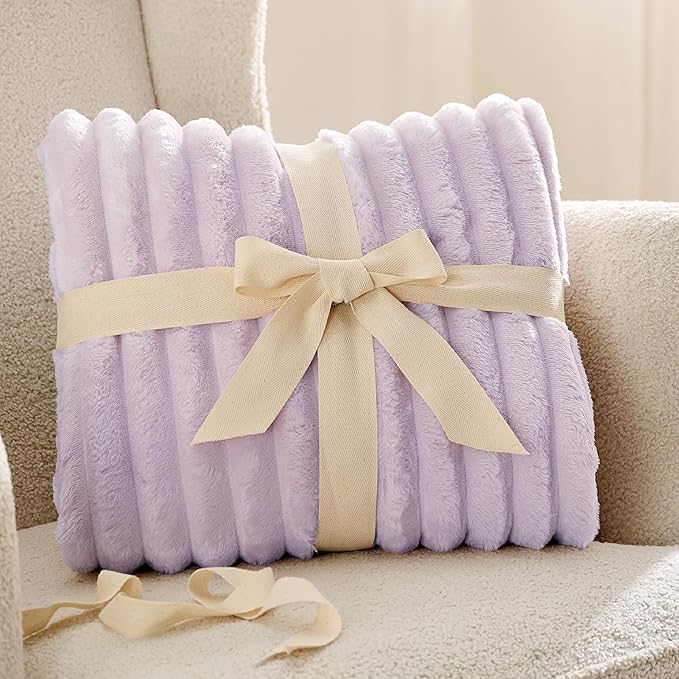 Bedsure GentleSoft Lavender Fog Twin Blanket for Bed - Cozy Soft Blankets for Women, Cute Large Throws for Girls, 66x90 Inches