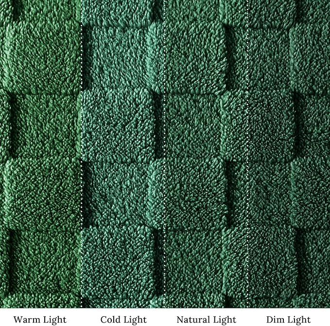 Exclusivo Mezcla King Size Flannel Fleece Blanket, Super Soft and Warm Lightweight Checkered Pattern Blankets for All Seasons, 90x104 Inches, Forest Green