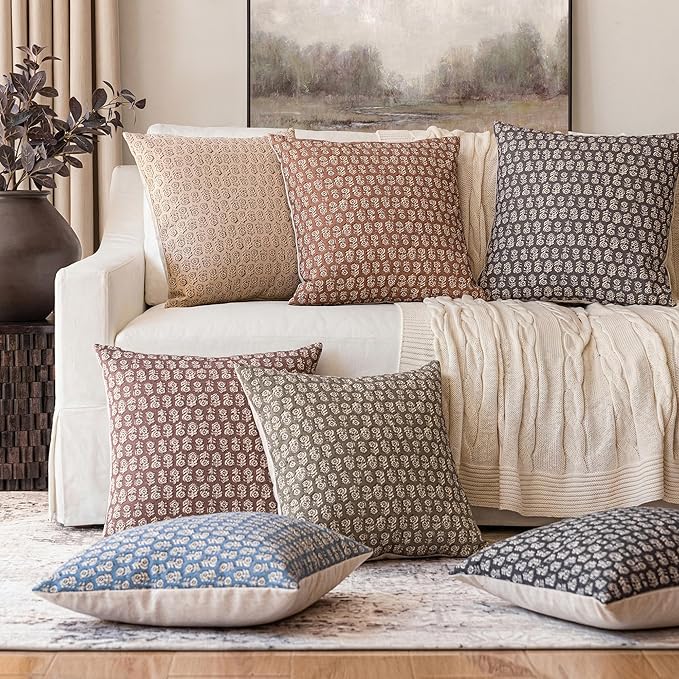 Foindtower Set of 2 Decorative Neutral Floral Print Throw Pillow Covers Vintage Accent Farmhouse Cushion Covers Boho Home Decor for Sofa Couch Chair Bedroom Living Room,20×20 Inch,Rustic Gray
